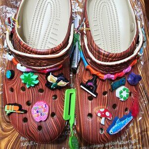 BRAND NEW** Still in the original bag SZA CROCS M8 W10